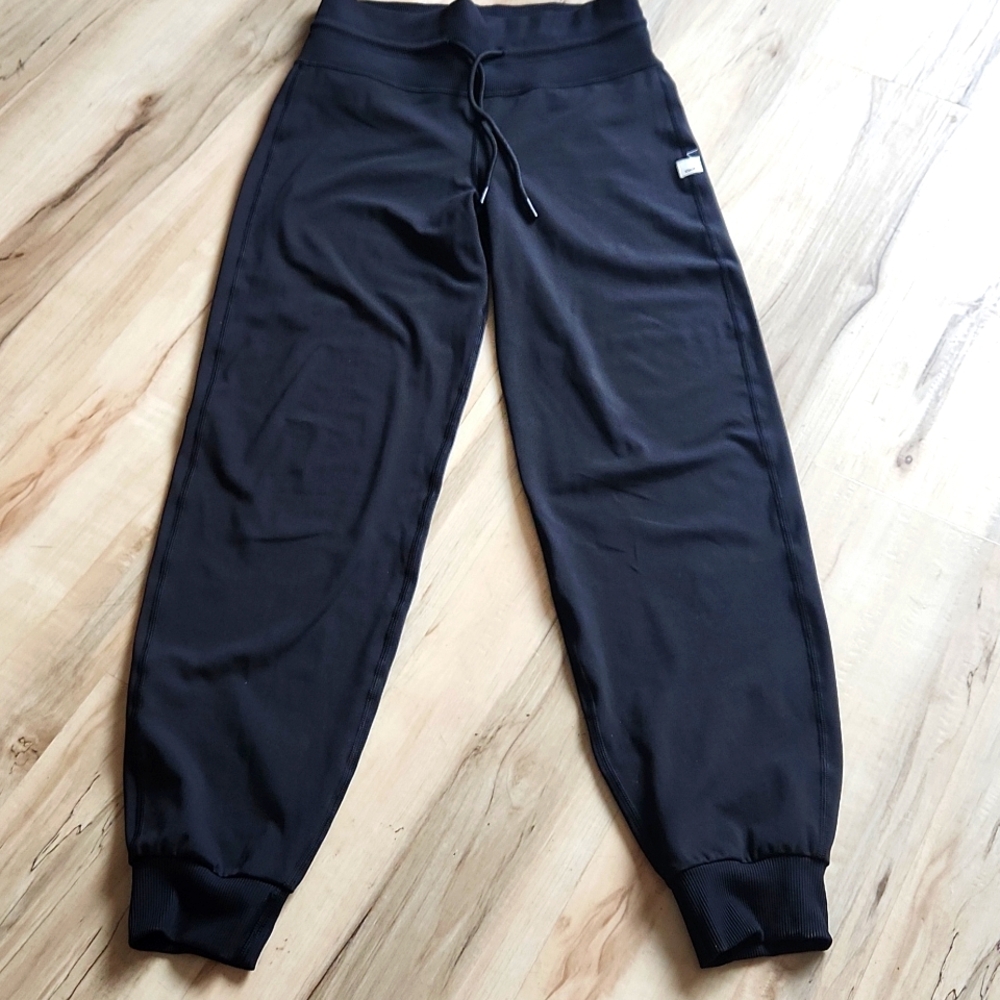 Vuori Black Track Pants with Elastic Cuffs and Tapered Leg